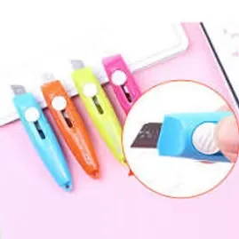 Deli E2020 Cutting Knife Mini | Reliable Choice